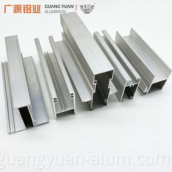 Extrusions de cadre de porte en aluminium